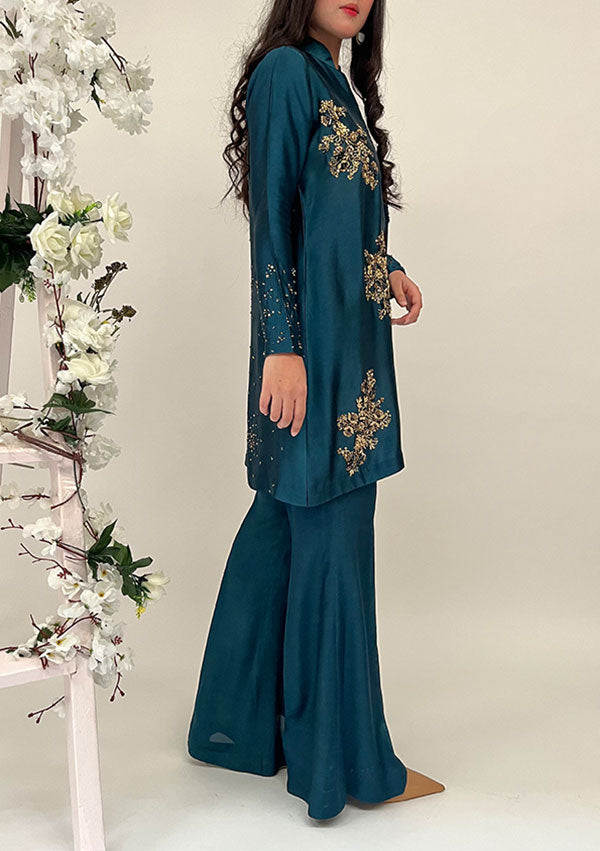 Clara-With-Pants-Image-Three
