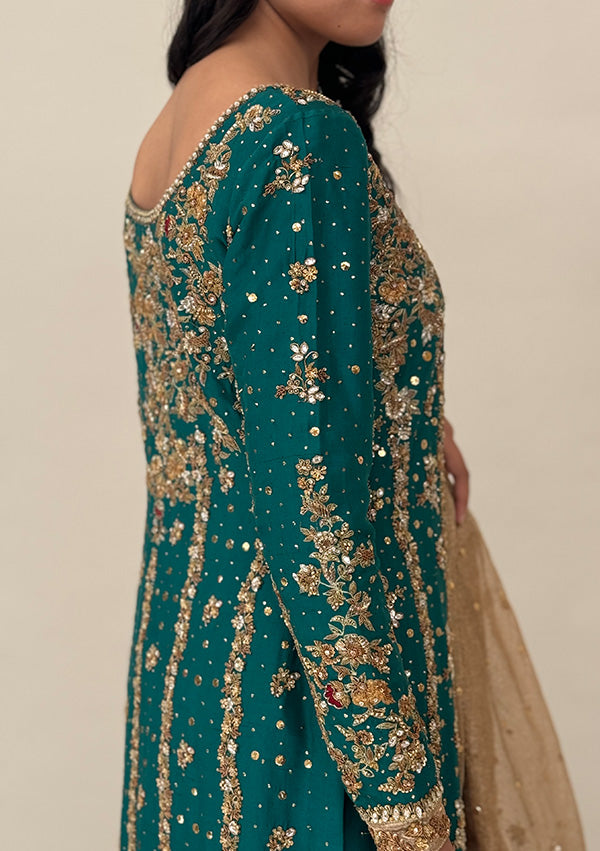 Saiqa-with-churidaar-and-Dupatta-Image-Four