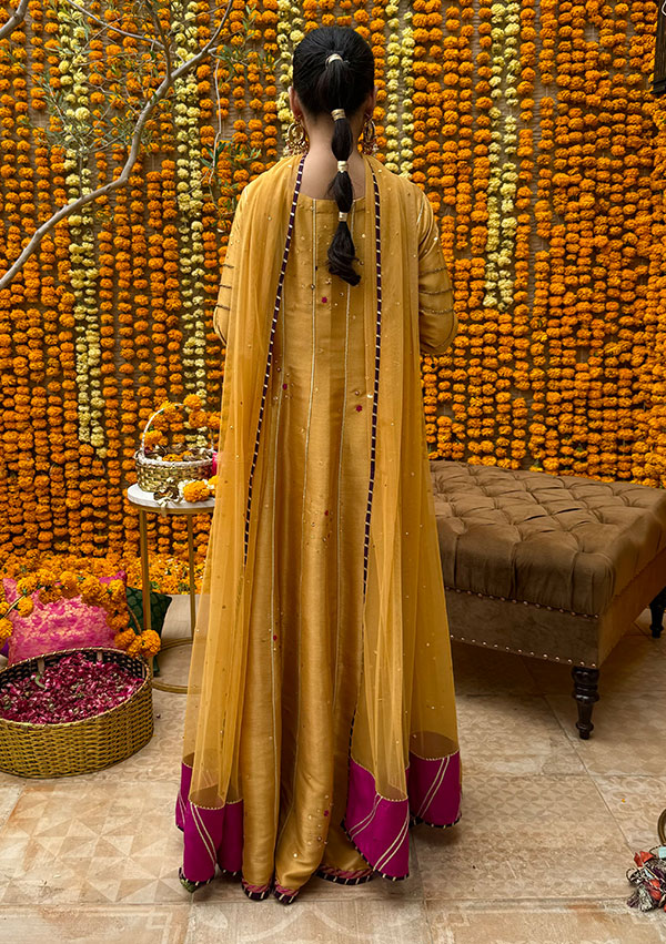 Basma-with-Pants-and-Dupatta-Image-Four