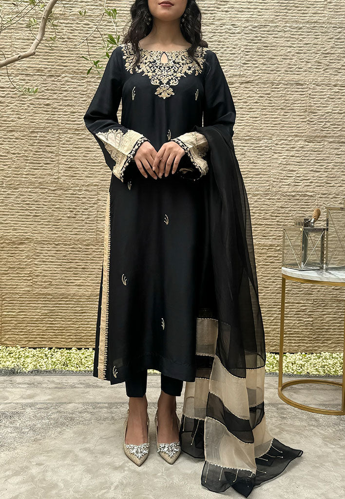 Tanaya-with-Dupatta-Image-One