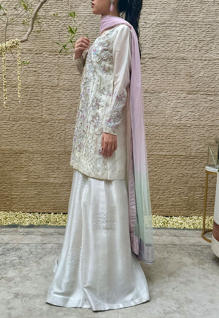 Parisa-with-Dhaka-Pants-and-Dupatta-Image-Two