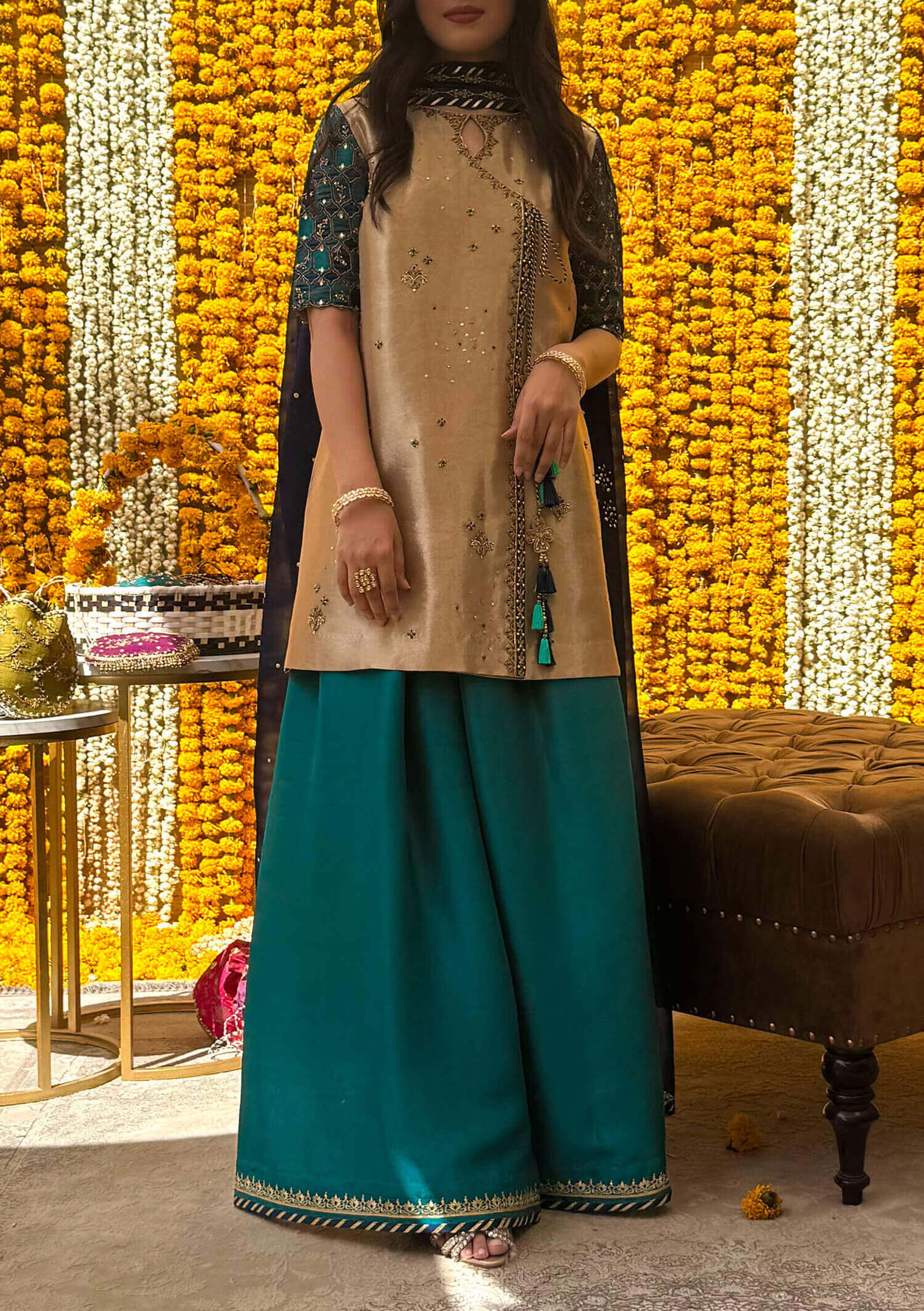 Esra_with-Flared-Pants-&-Dupatta-Featured-Image