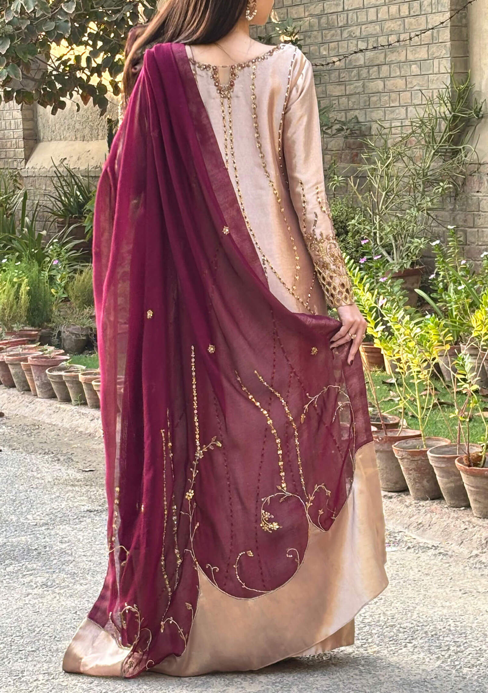 Hana-with-Pants-&amp;-Dupatta-Image_Three