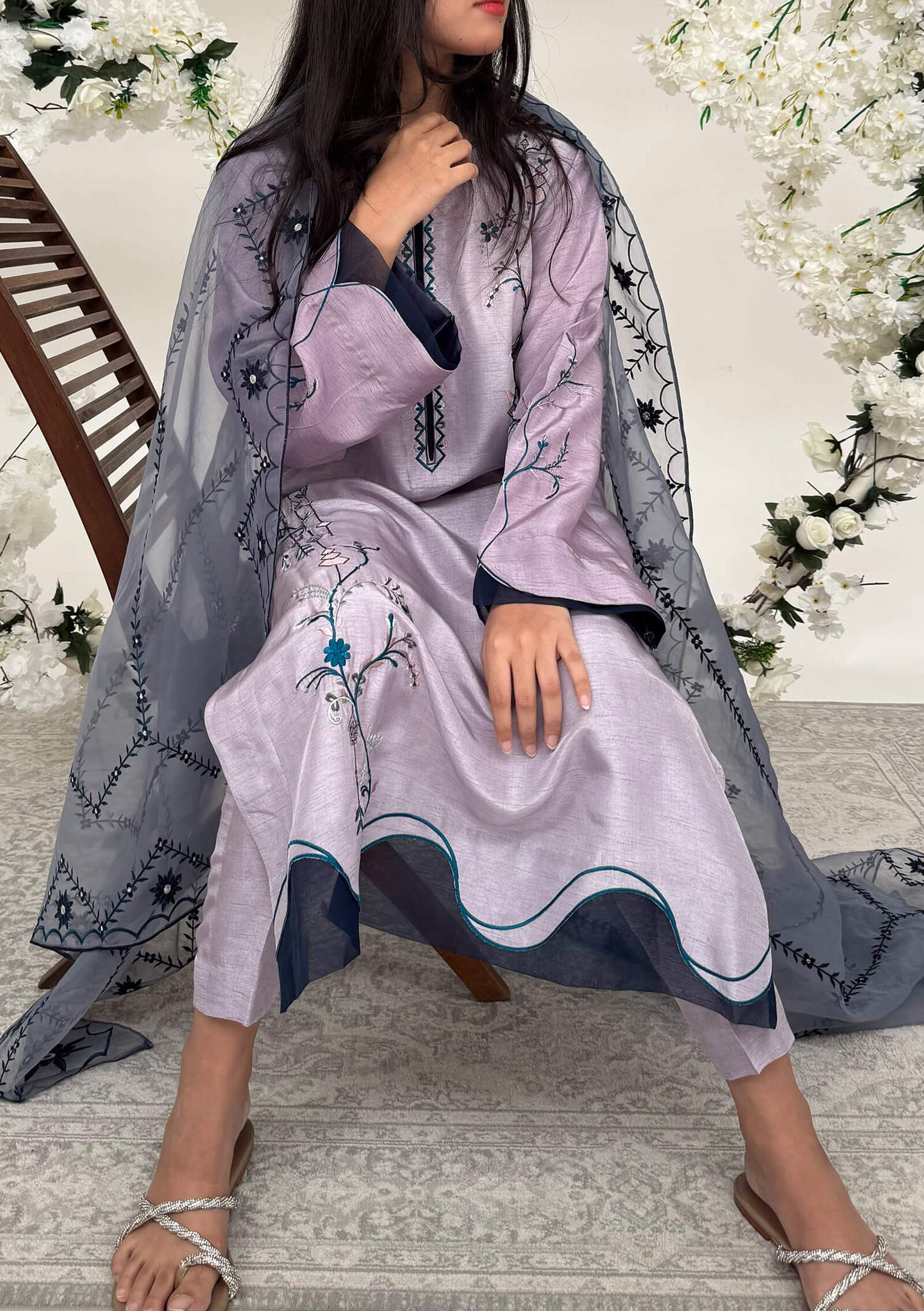 Auri-with-Pants-&amp;-dupatta-Image-Three