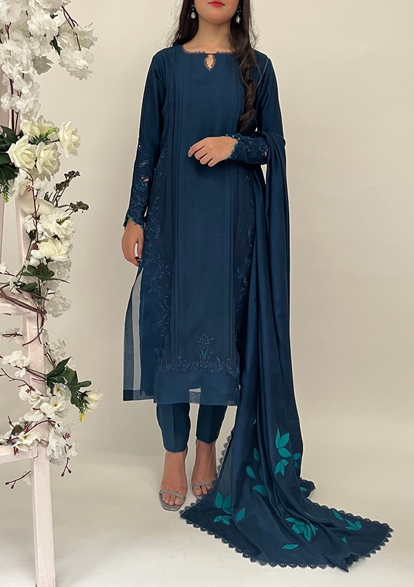Izla-With-Pants-And-Dupatta-Feature-Image