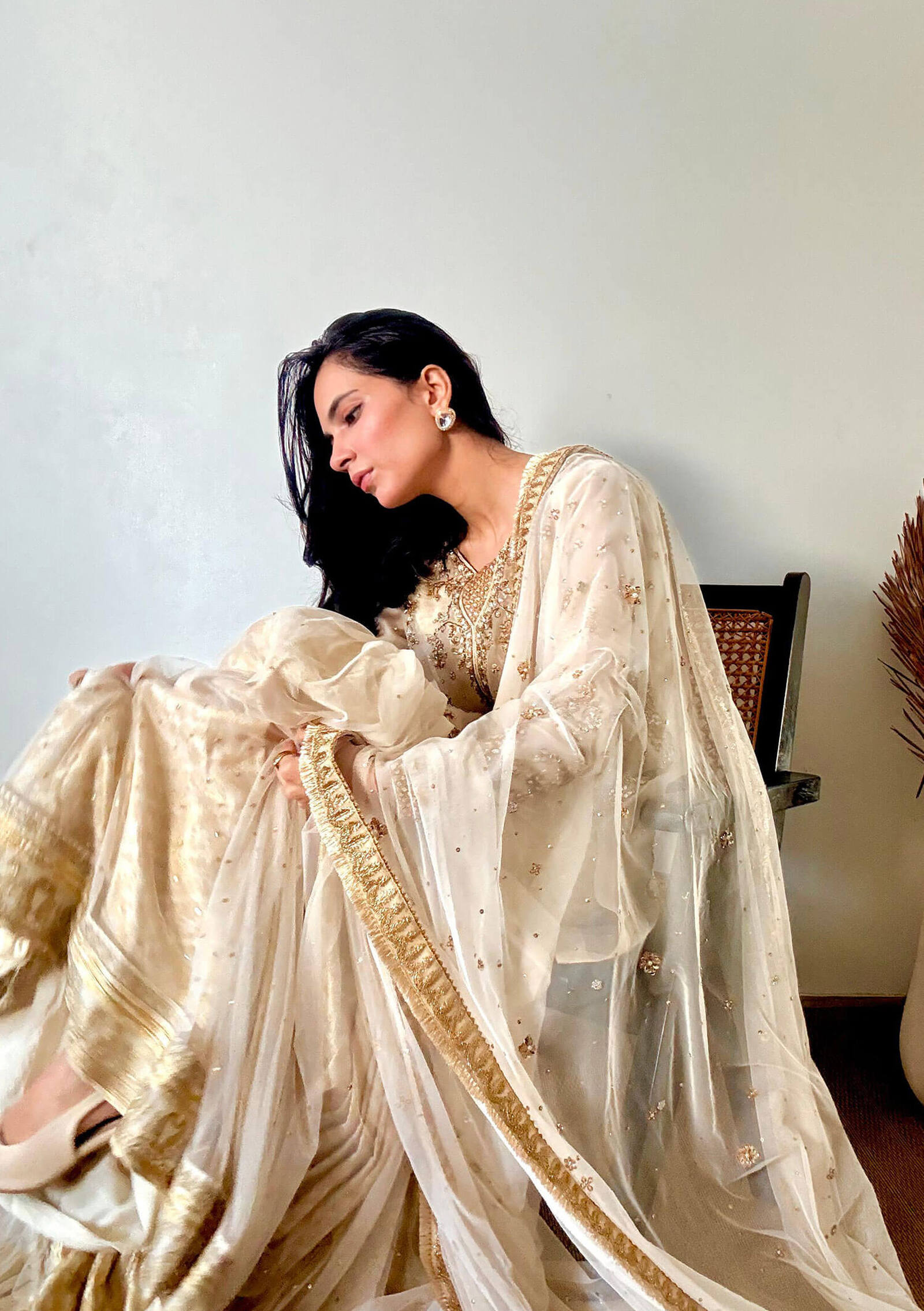 Ashnoor-with-Gharara-&amp;-Dupatta-Image-Three