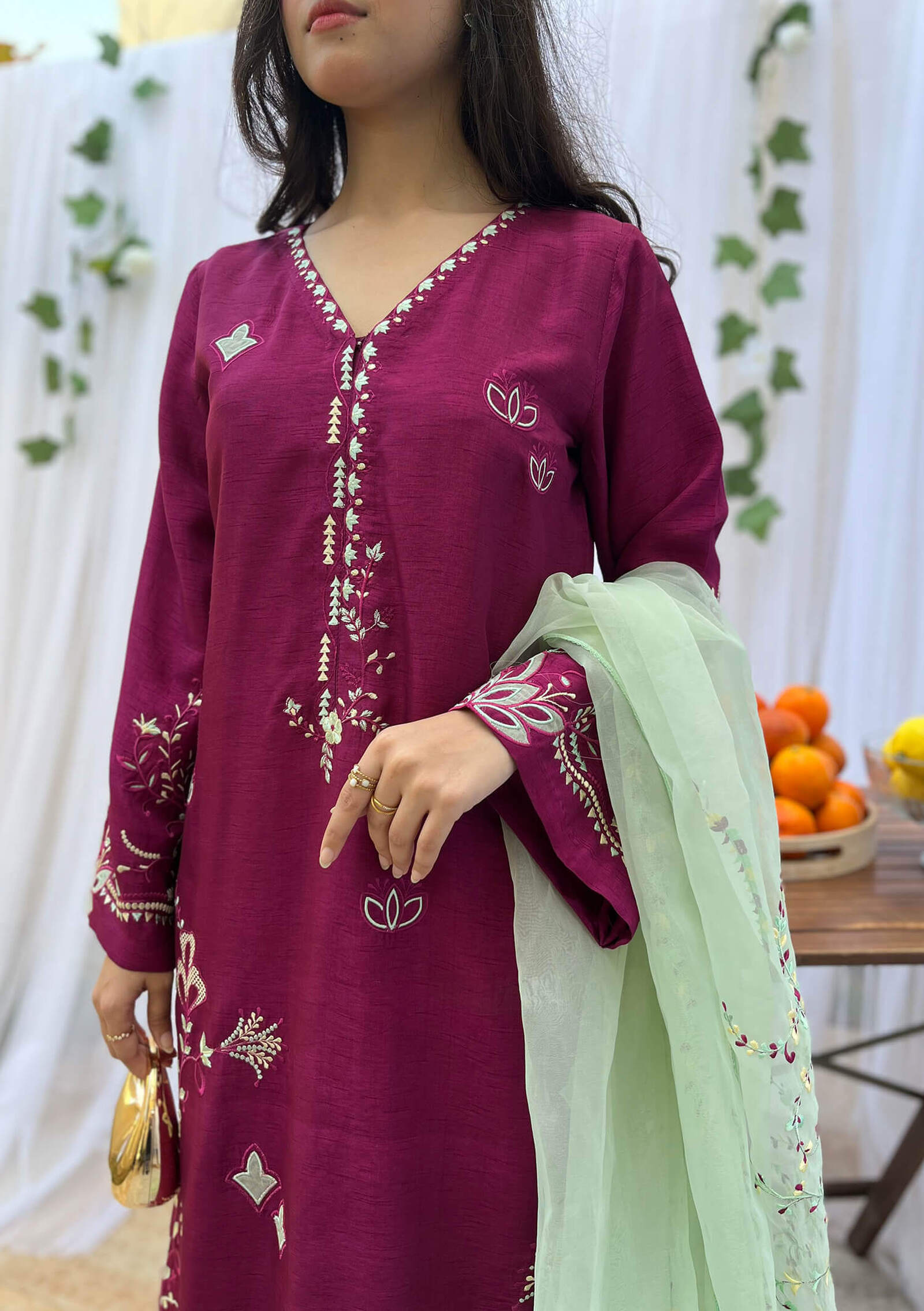 Mila-with-Izaar-&-Dupatta-Image-Five