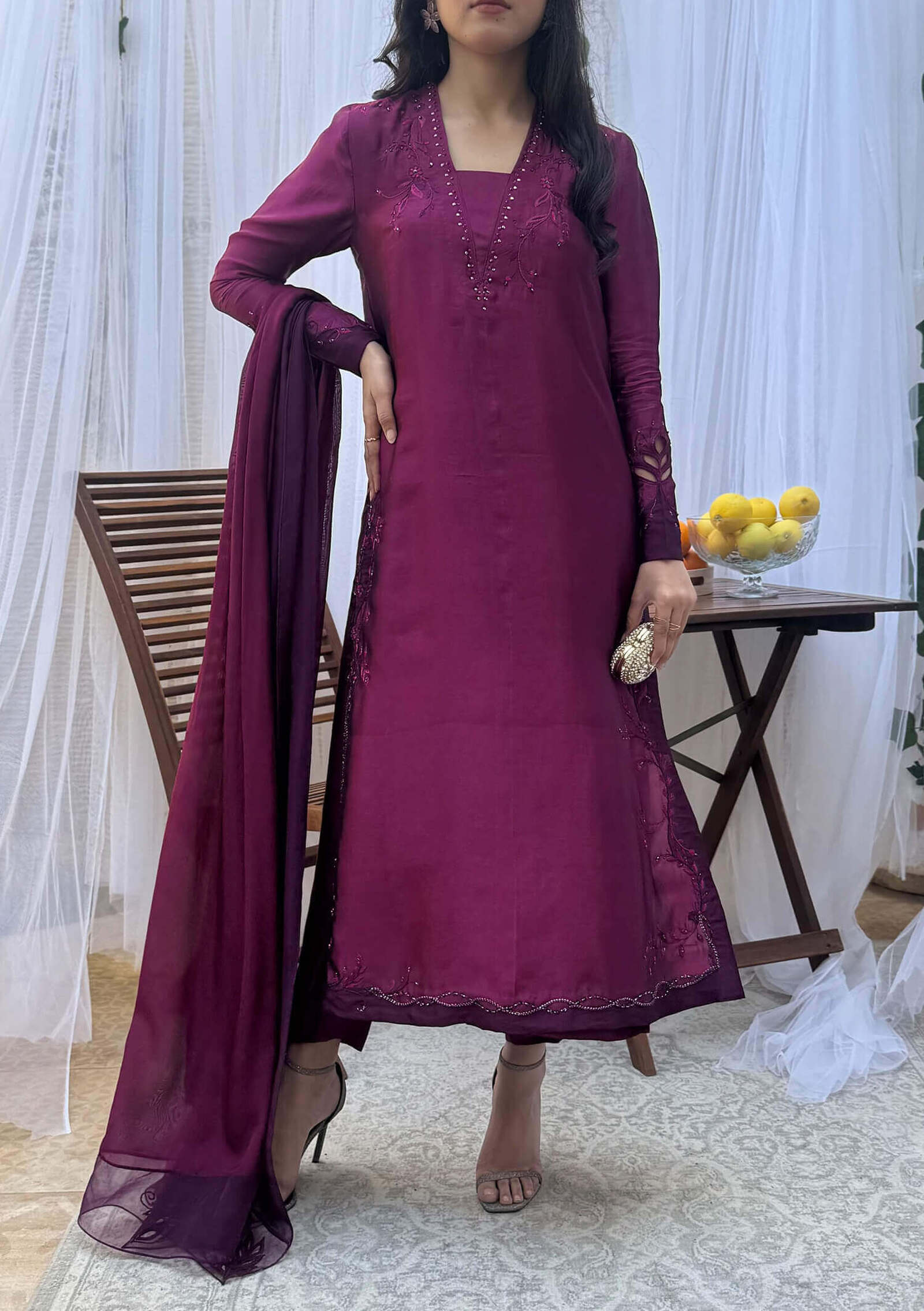 Raya-with-Pants-&-Dupatta-Image_Four