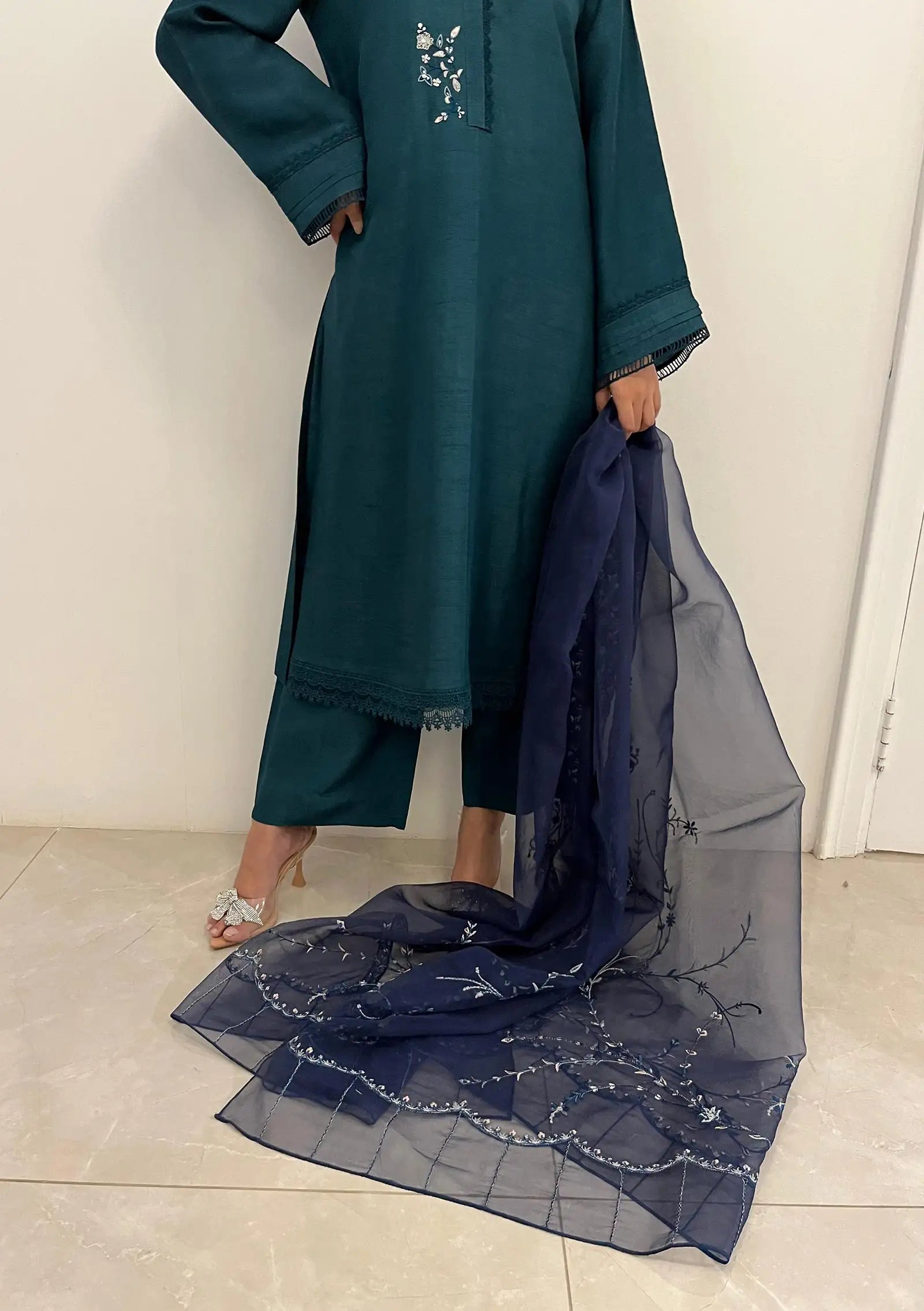 Nini with Izaar & Dupatta