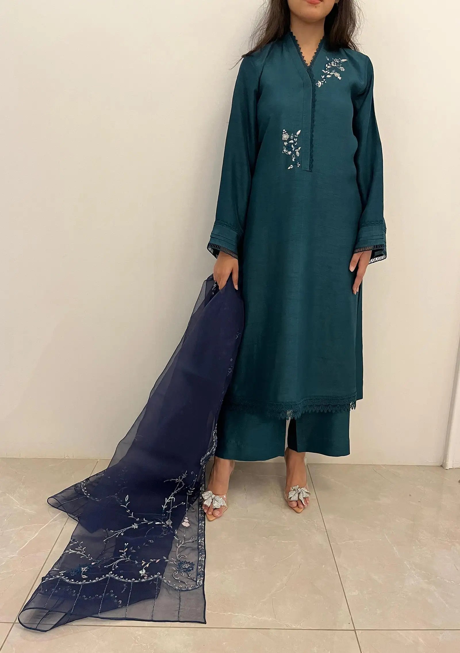 Nini with Izaar & Dupatta