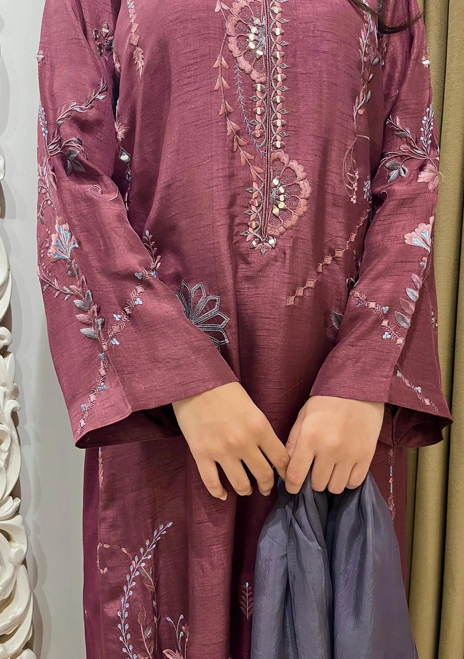 Nola with Izaar & Dupatta