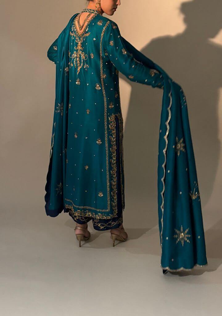 Tehreem with Izaar & Dupatta
