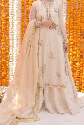 Ifrah-With-Gown-And-Dupatta-Feature-Image